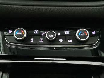 Vauxhall Grandland 1.2 Turbo Ultimate (130 ps) - KEYLESS ENTRY - PARK ASSIST - REVE