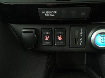 Nissan Leaf 40kWh Tekna (150 ps) - LED - REVERSE CAM - NAV