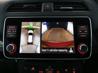 Nissan Leaf 40kWh Tekna (150 ps) - LED - REVERSE CAM - NAV
