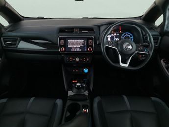 Nissan Leaf 40kWh Tekna (150 ps) - LED - REVERSE CAM - NAV