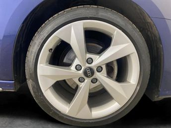 Audi A3 1.5 TFSI 35 S line Sportback S Tronic (150 ps) - CRUISE - DRIVIN