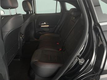 Mercedes-Benz EQA EQA 250+ 70.5kWh AMG Line (190 ps) - NAV - ADAPTIVE LIGHTS - MIR