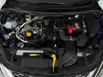 Nissan Qashqai 1.3 DIG-T MHEV Acenta Premium XTRON (158 ps) - REVERSE CAM
