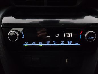 Toyota Yaris Cross 1.5 VVT-h Icon E-CVT (116 ps) - LANE TRACE ASSIST - LANE DEPARTU