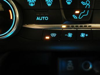 Ford Kuga 2.5 Duratec 14.4kWh ST-Line Edition Plug-in CVT (225 ps) - REVER