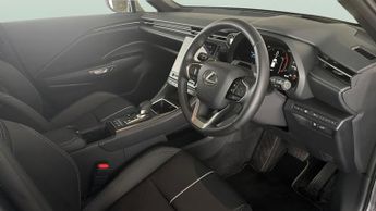 Lexus Lbx 1.5 VVT-iE Takumi E-CVT (136 ps) - HEATED SEATS - BLIND SPOT ASS