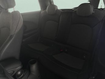 Mini Electric Hatch Cooper SE 32.6kWh Level 2 (184 ps) - 17IN ALLOYS - LED - REVERSE