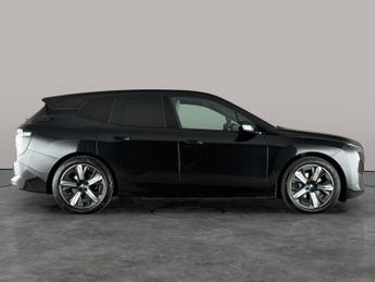 BMW iX 50 111.5kWh M Sport xDrive (11kW Charger) (523 ps) - COMFORT PLU