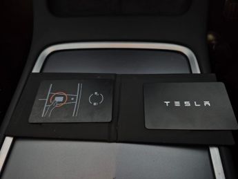 Tesla Model Y (Dual Motor) Long Range 4WDE (384 bhp) - LED - REVERSE CAM - NAV