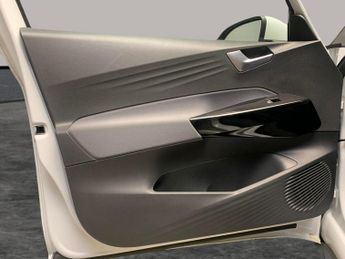 Volkswagen ID.3 Pro 58kWh Life (145 ps) - BLUETOOTH - PARK SENSORS - DAB