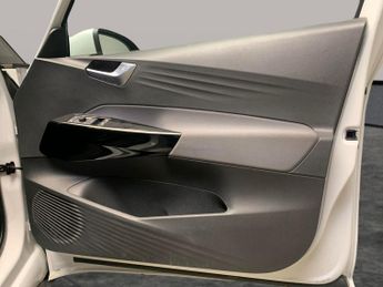 Volkswagen ID.3 Pro 58kWh Life (145 ps) - BLUETOOTH - PARK SENSORS - DAB