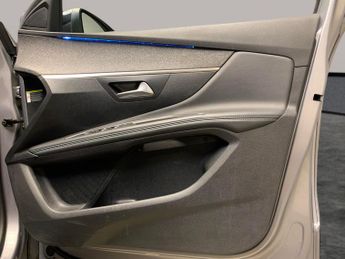 Peugeot 3008 1.6 13.2kWh Allure Premium Plug-in e-EAT (225 ps) - LANE DEPARTU