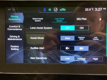 MG MG ZS 44.5kWh Exclusive (143 ps) - HEATED SEATS - NAV - BLIND SPOT ASS