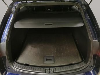 Toyota Corolla 1.8 VVT-h GPF Icon Tech Touring Sports CVT (122 ps) - HEAT AND C