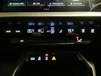 Audi A3 1.5 TFSI 35 S line Sportback S Tronic (150 ps) - BLUETOOTH - CRU