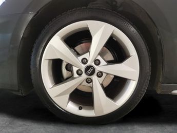 Audi A3 1.5 TFSI 35 S line Sportback S Tronic (150 ps) - BLUETOOTH - CRU