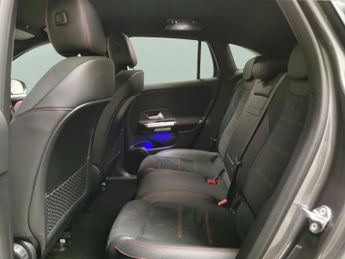Mercedes-Benz EQA EQA 300 66.5kWh AMG Line 4MATIC (228 ps) - HEATED LEATHER - MIRR