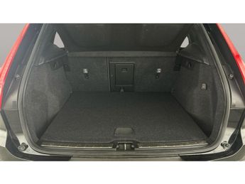 Volvo XC40 1.5h T4 Recharge 10.7kWh Inscription Plug-in (211 ps) - LANE DEP