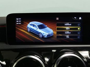 Mercedes-Benz A Class 1.5 A180d AMG Line (Executive) 7G-DCT (116 ps) - SELF PARK - REV