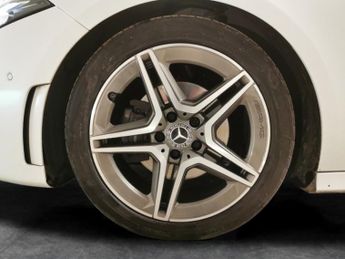 Mercedes-Benz A Class 1.5 A180d AMG Line (Executive) 7G-DCT (116 ps) - SELF PARK - REV
