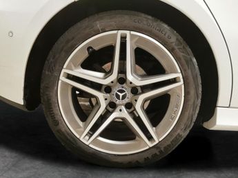 Mercedes-Benz A Class 1.5 A180d AMG Line (Executive) 7G-DCT (116 ps) - SELF PARK - REV