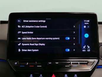 Volkswagen ID.3 Pro 58kWh (204 ps) - HEATED STEERING - BLIND SPOT ASSIST - LANE 