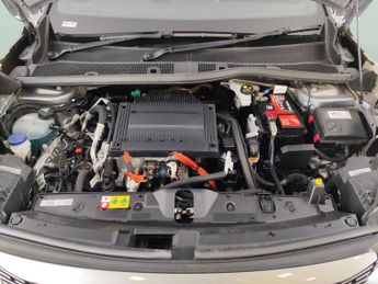 Peugeot E-2008 50kWh GT (7kW Charger) (136 ps) - LED - REVERSE CAM - SAT NAV