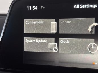 Nissan Ariya 63kWh Advance 7.4kW Charger (217 ps) - LED - NAV - COMFORT PACK