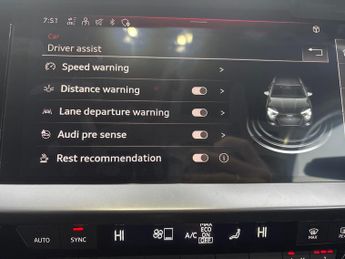 Audi A3 1.4 TFSIe 40 S line Sportback Plug-in S Tronic 13kWh (204 ps) - 