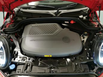 Mini Electric Hatch Cooper SE 32.6kWh Level 3 (184 ps) - HEATED SEATS - INTERIOR LIG