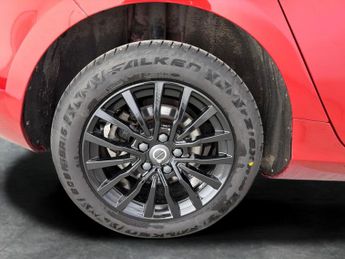 Volvo V40 1.5 T2 GPF Momentum Nav Plus (122 ps) - WINTER PACK