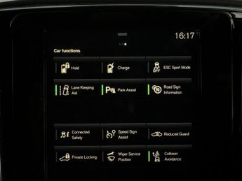 Volvo XC40 1.5h T4 Recharge 10.7kWh Plus Plug-in (211 ps) - CLIMATE PACK - 