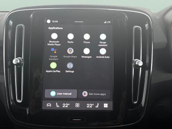 Volvo XC40 Recharge 69kWh Core (231 ps) - BLACK ROOF RAILS - PARK ASSIST - 