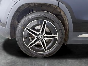 Mercedes-Benz EQA EQA 350 66.5kWh AMG Line 4MATIC (292 ps) - NAV - ADAPTIVE LIGHTS