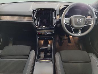 Volvo XC40 Recharge 69kWh Ultimate (231 ps) - CARPLAY - HK AUDIO - KEYLESS 