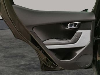 Polestar Polestar 2 Single Motor 69kWh Standard Range Fastback FWD (231 ps) - APPLE 