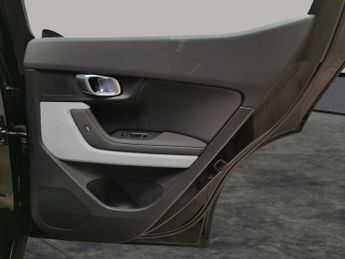 Polestar Polestar 2 Single Motor 69kWh Standard Range Fastback FWD (231 ps) - APPLE 