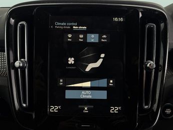 Volvo XC40 1.5h T4 Recharge 10.7kWh Plus Plug-in (211 ps) - CLIMATE PACK - 