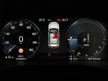 Volvo XC40 1.5h T4 Recharge 10.7kWh Plus Plug-in (211 ps) - CLIMATE PACK - 