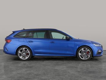 Skoda Octavia 2.0 TSI vRS DSG - SMARTLINK - HEATED SEATS - BLUETOOTH