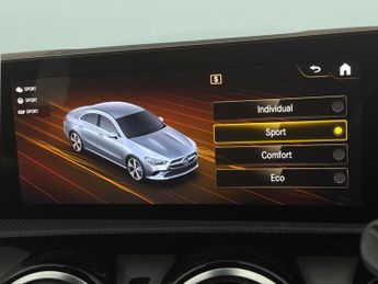 Mercedes-Benz CLA 1.3 CLA180 AMG Line (Executive) Coupe 7G-DCT (136 ps) - LED - NA