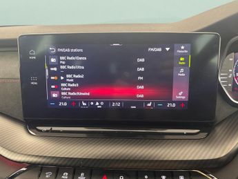 Skoda Octavia 2.0 TSI vRS DSG - SMARTLINK - HEATED SEATS - BLUETOOTH