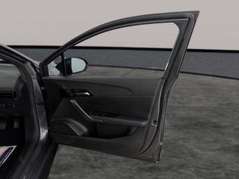 MG Mg4 64kWh Trophy Long Range (203 ps) - HEATED STEERING - BLIND SPOT 
