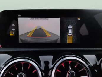 Mercedes-Benz CLA 1.3 CLA180 AMG Line Night Edition (Premium Plus) Coupe 7G-DCT (1