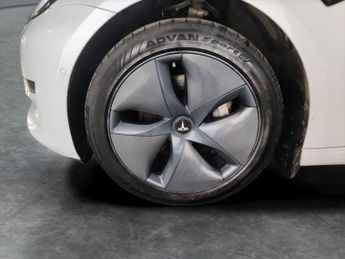 Tesla Model 3 (Dual Motor) Long Range 4WDE (346 ps) - HEATED WHEEL - KEYLESS