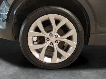 Land Rover Discovery Sport 2.0 D180 MHEV HSE 4WD (180 ps) - LED - REVERSE CAM - MERIDIAN AU