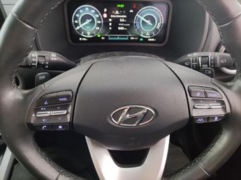 Hyundai Kona 64kWh Ultimate (10.5kW Charger) (204 ps) - REVERSE CAM - NAV - L