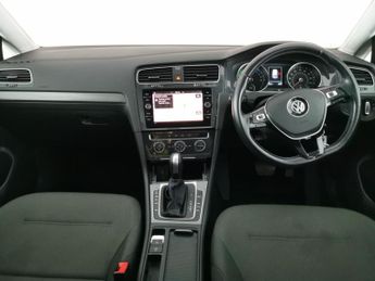 Volkswagen E-golf 35.8kWh e-Golf (136 ps) - LED - BLUETOOTH - PARK SENSORS