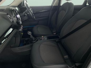 Mini Countryman 1.5 10kWh Cooper SE Classic Plug-in ALL4 (222 ps) - CRUISE - DRI