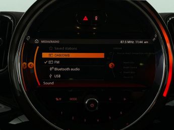 Mini Countryman 1.5 10kWh Cooper SE Classic Plug-in ALL4 (222 ps) - CRUISE - DRI